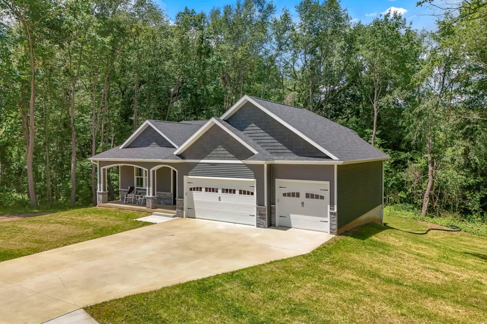 79 Arapaho Trail Coldwater City, MI 49036