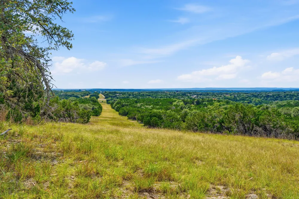 3230 W Fitzhugh Road Dripping Springs, TX 78620