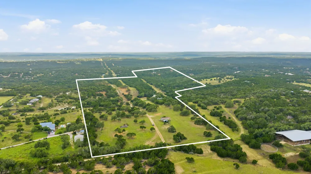 3230 W Fitzhugh Road Dripping Springs, TX 78620