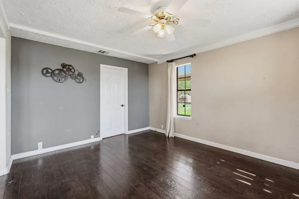 3230 W Fitzhugh Road Dripping Springs, TX 78620