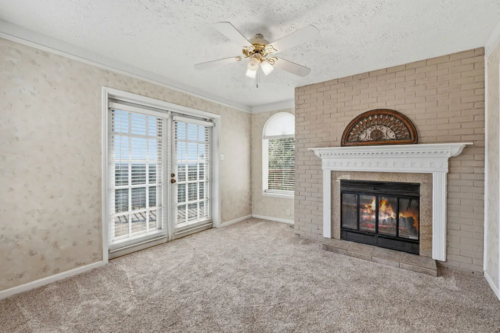 3230 W Fitzhugh Road Dripping Springs, TX 78620