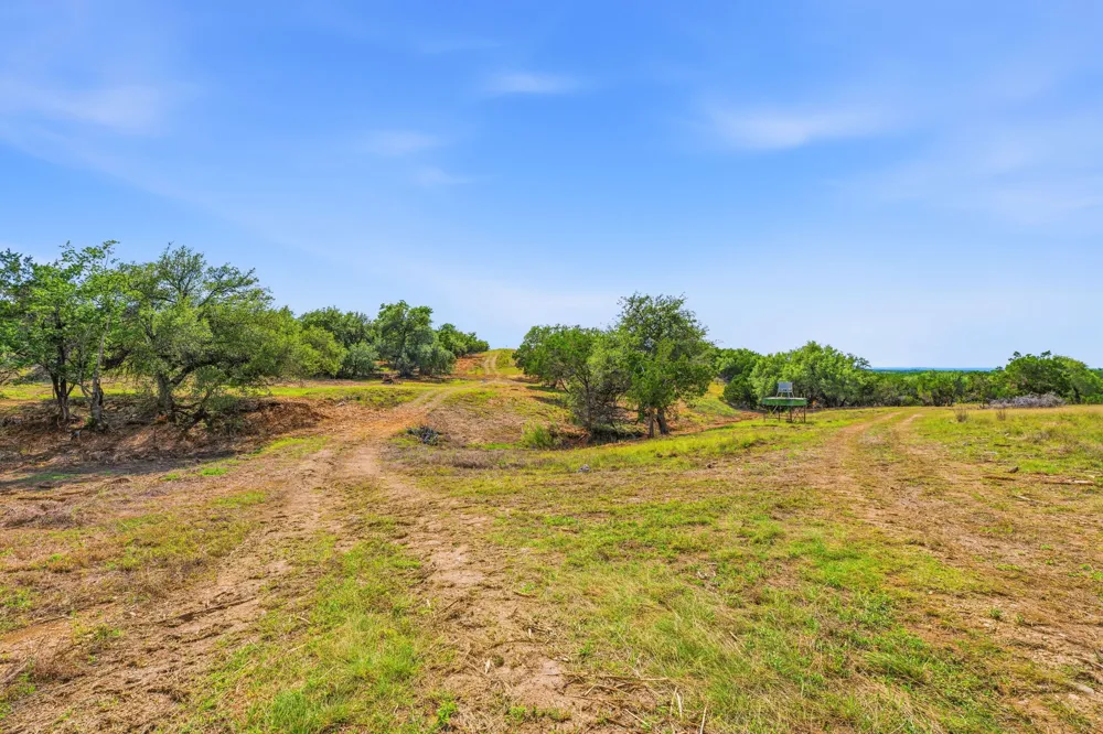 3230 W Fitzhugh Road Dripping Springs, TX 78620
