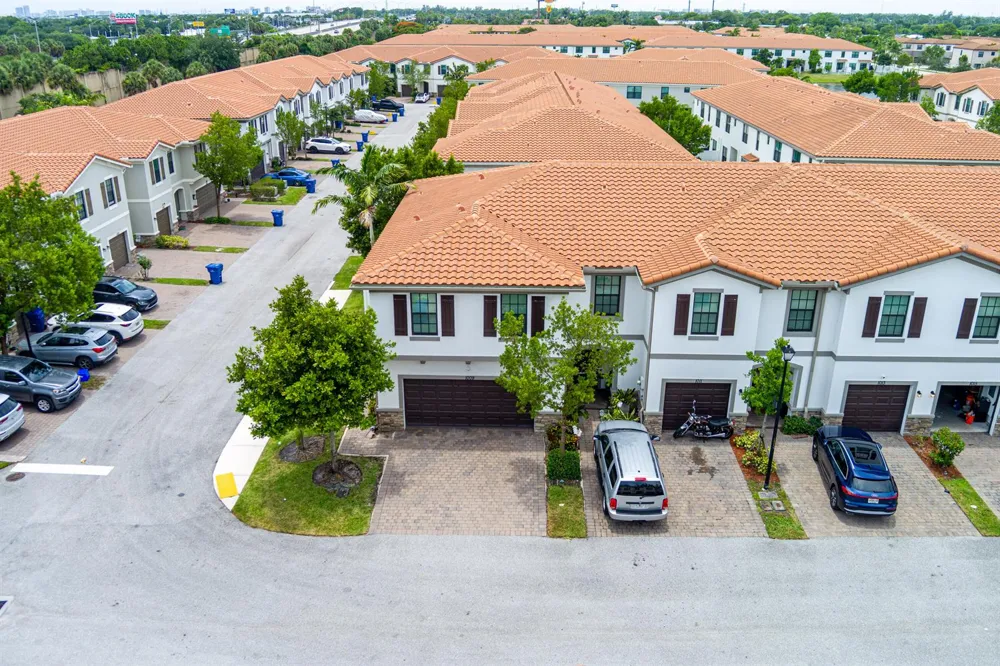 1009 Sweet Briar Lane Riviera Beach, FL 33410