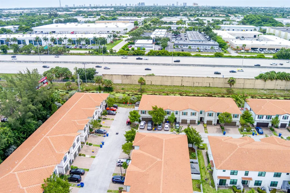 1009 Sweet Briar Lane Riviera Beach, FL 33410