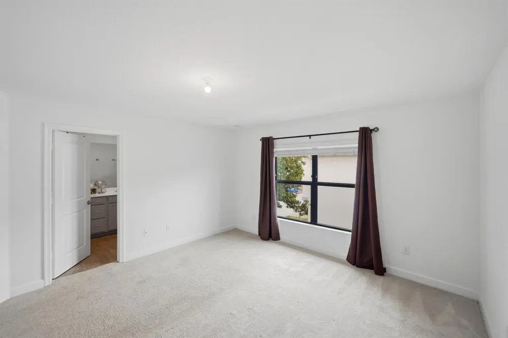 1009 Sweet Briar Lane Riviera Beach, FL 33410