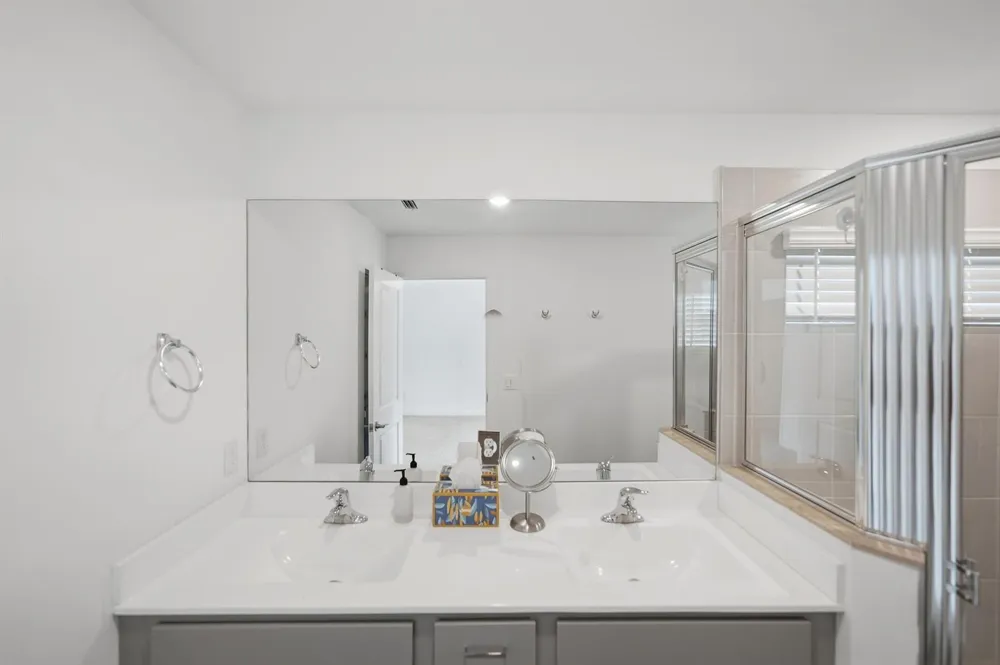 1009 Sweet Briar Lane Riviera Beach, FL 33410