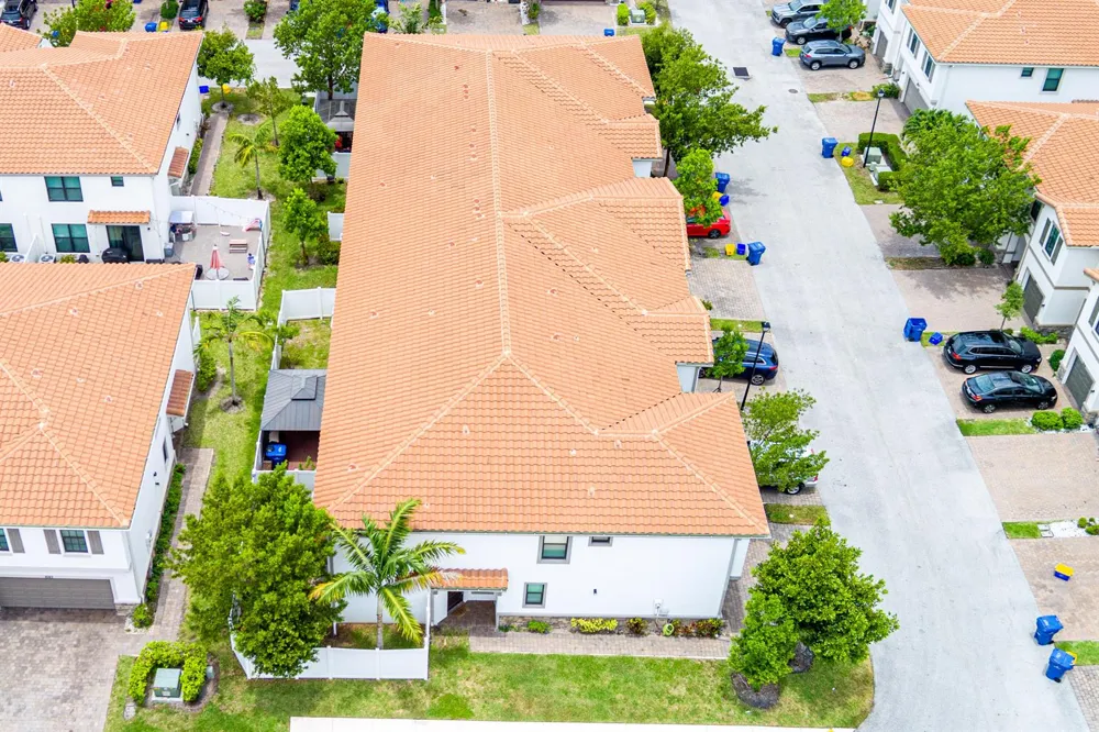 1009 Sweet Briar Lane Riviera Beach, FL 33410