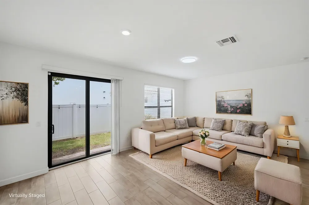 1009 Sweet Briar Lane Riviera Beach, FL 33410