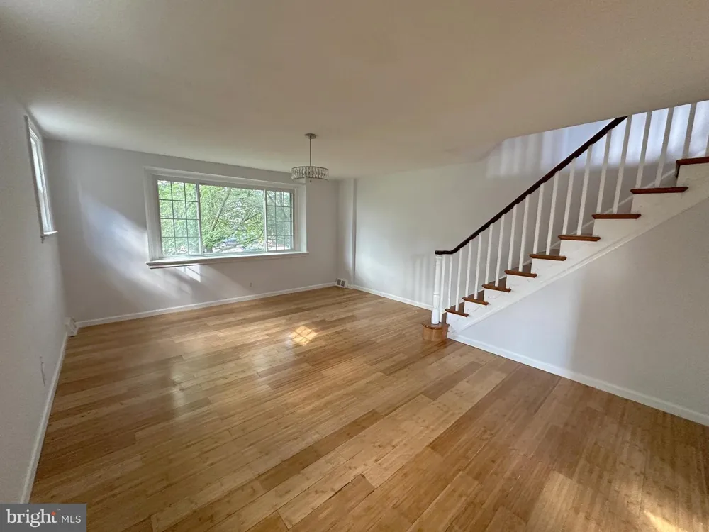 840 TYSON AVENUE Philadelphia, PA 19111