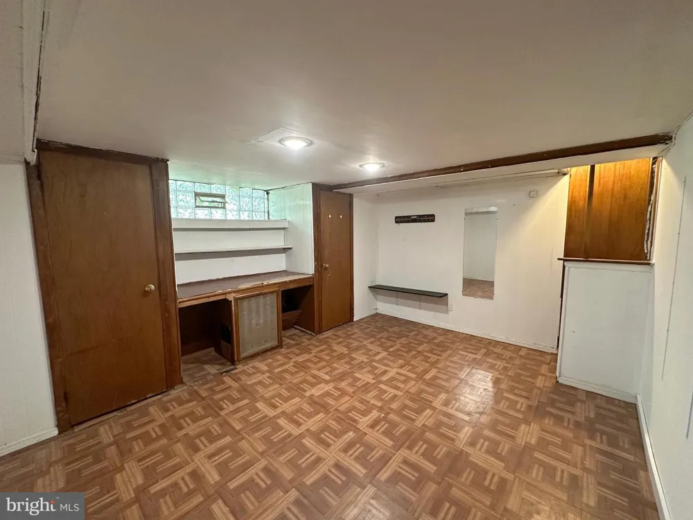 840 TYSON AVENUE Philadelphia, PA 19111