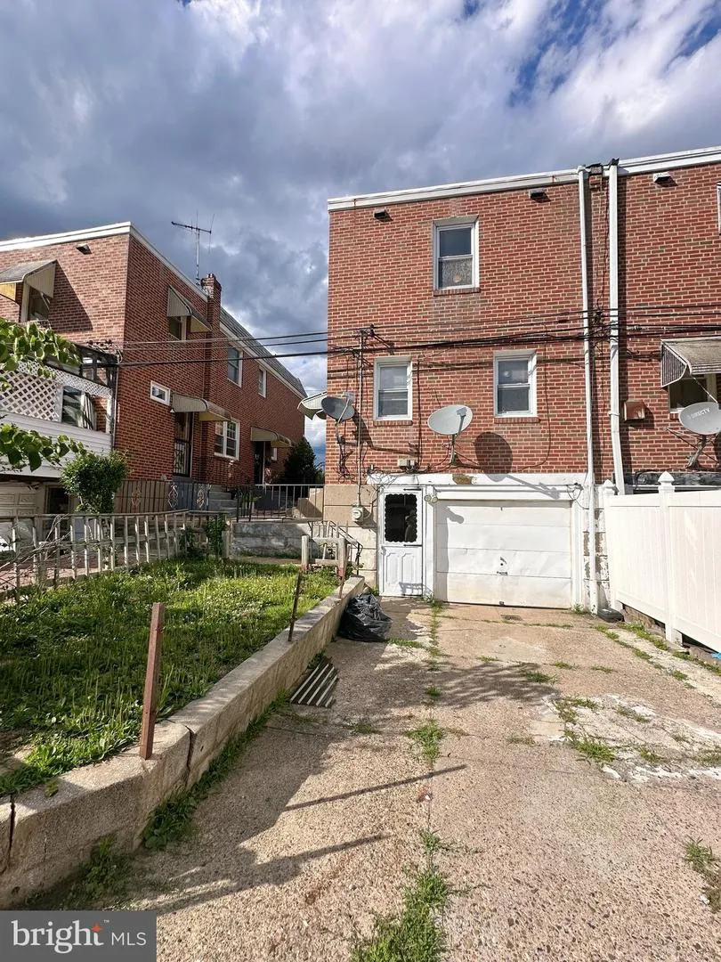 840 TYSON AVENUE Philadelphia, PA 19111