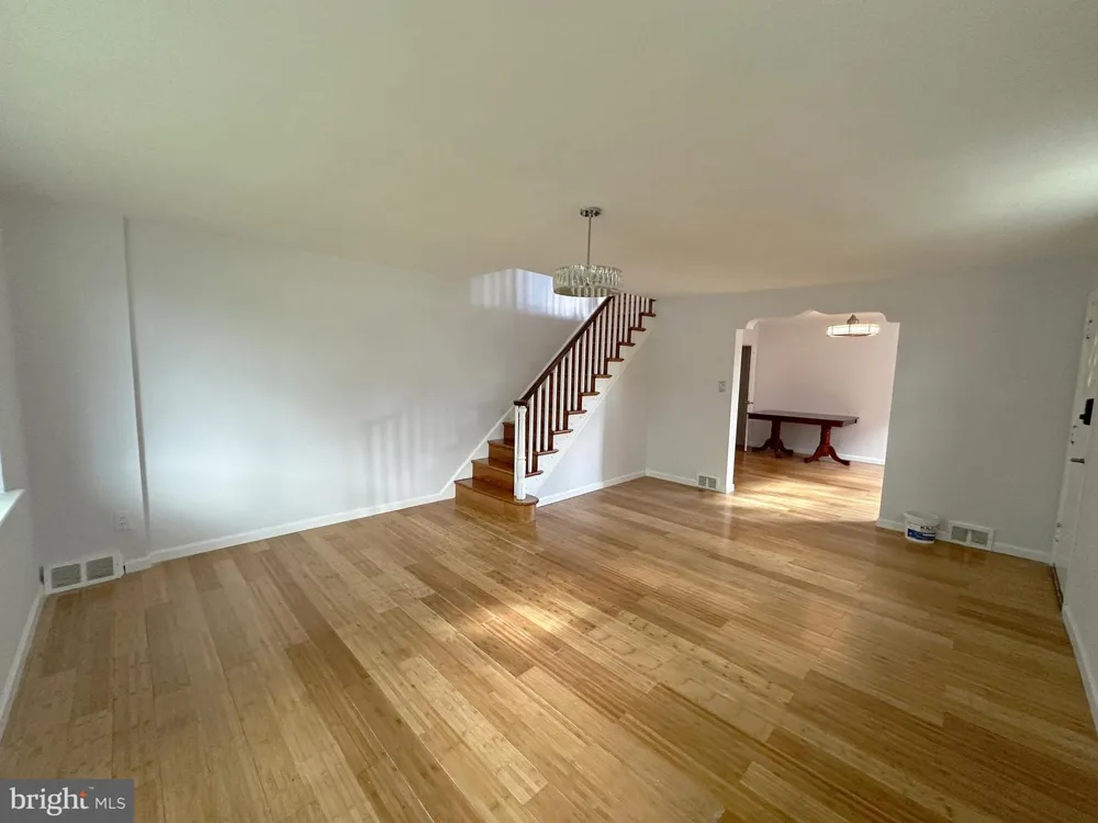 840 TYSON AVENUE Philadelphia, PA 19111