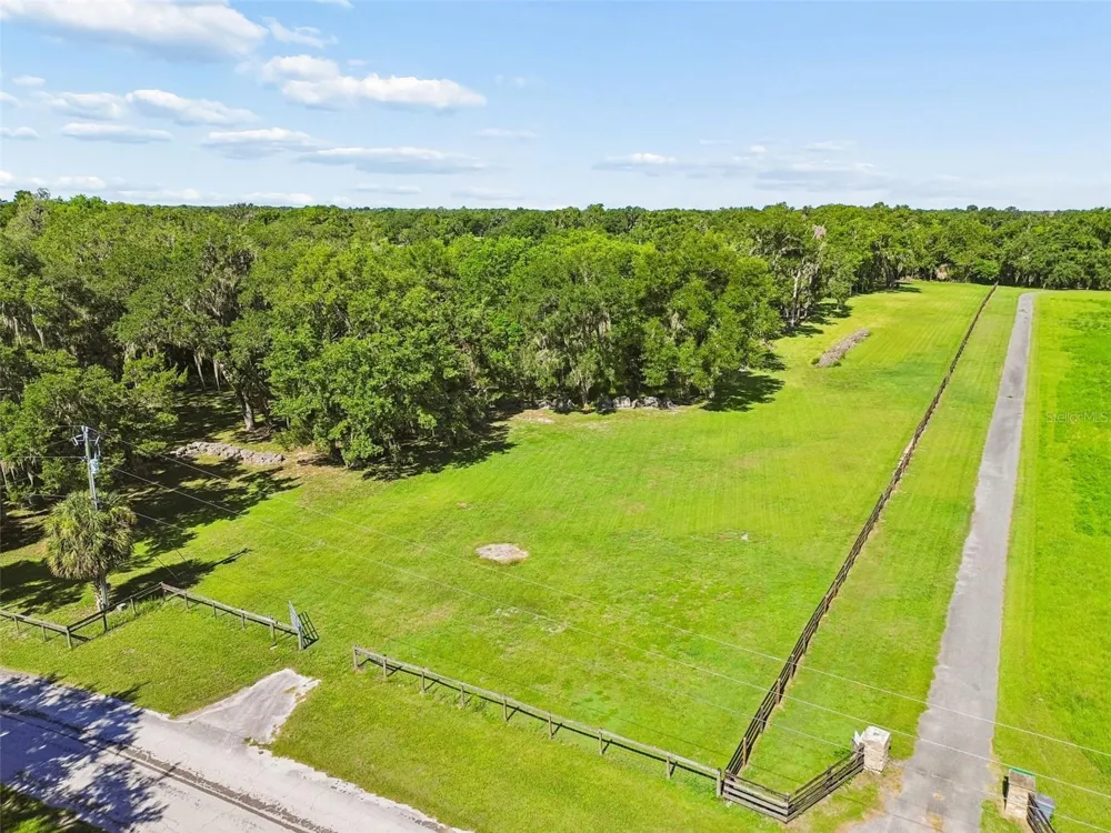 8792 S STEED TERRACE Floral City, FL 34436