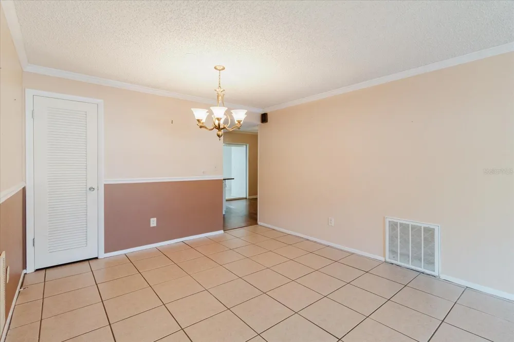 1201 CARA DRIVE Largo, FL 33771