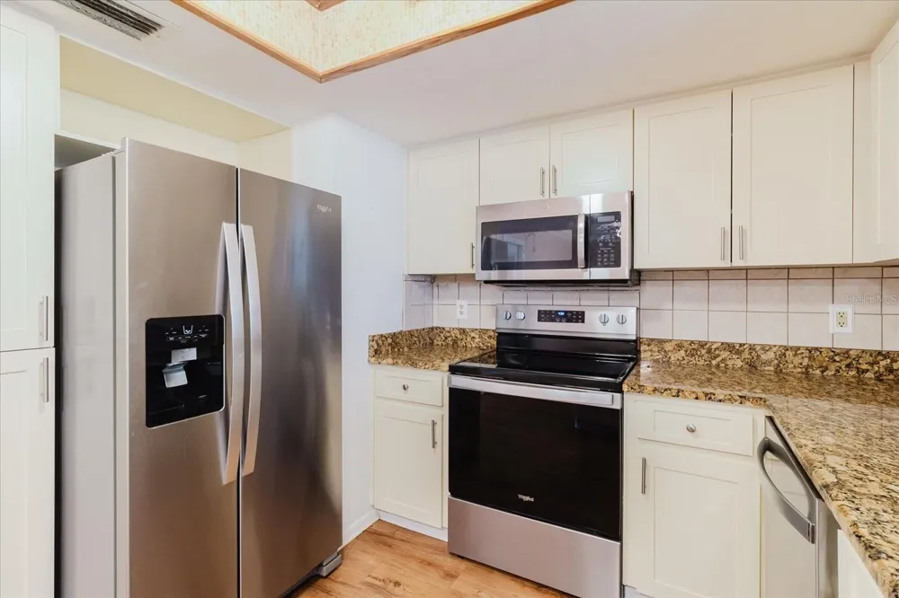 1201 CARA DRIVE Largo, FL 33771