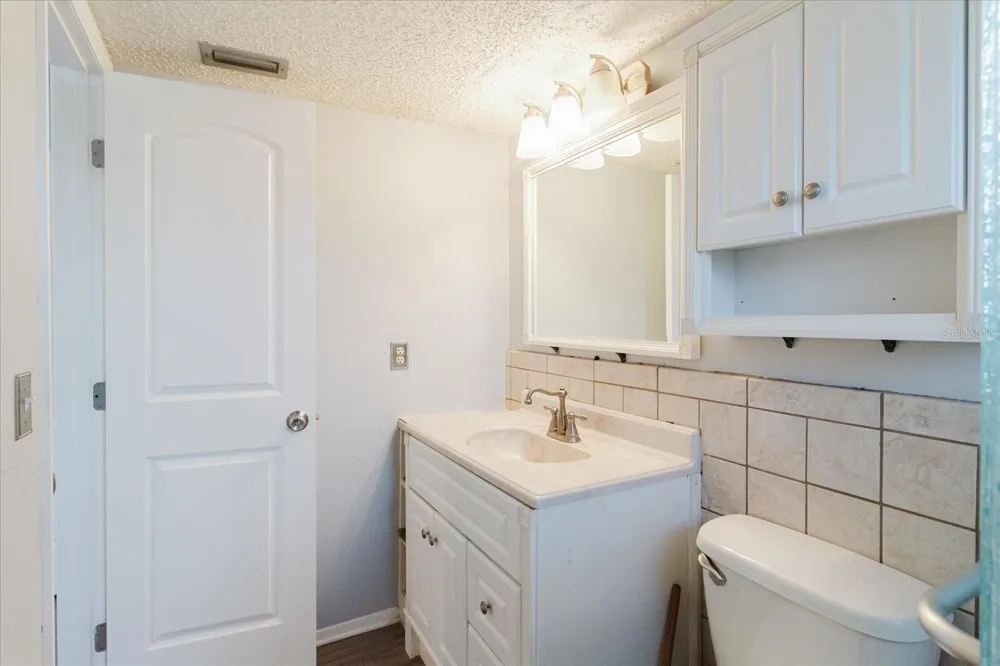 1201 CARA DRIVE Largo, FL 33771