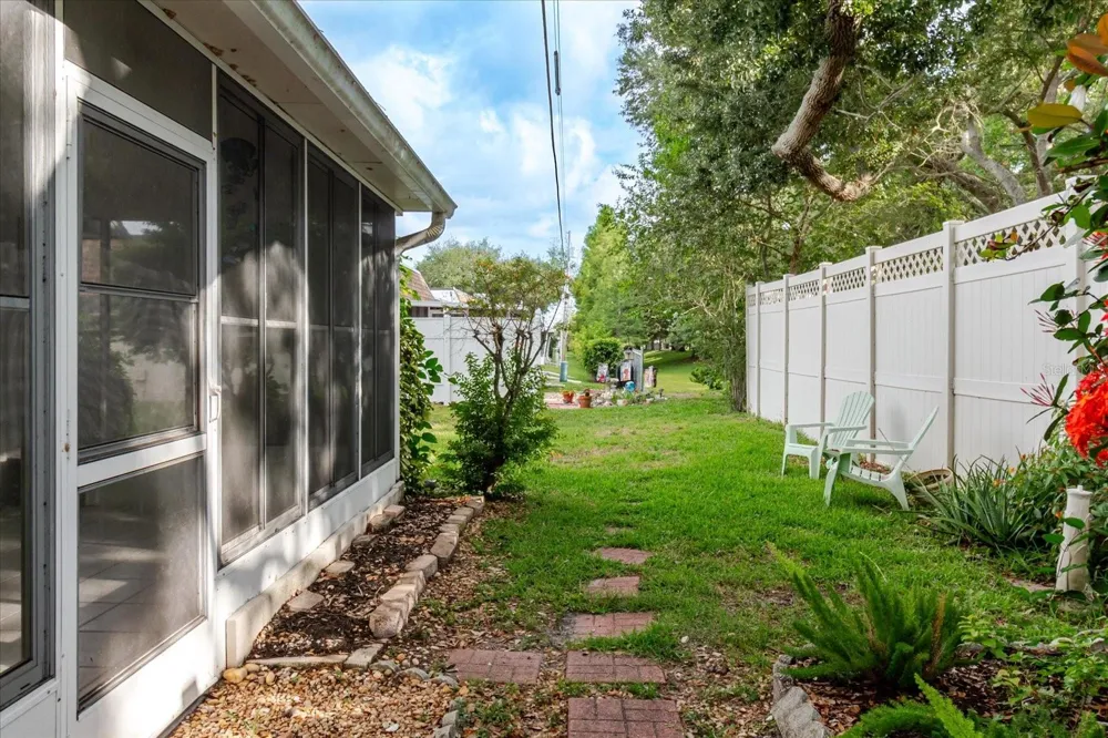 1201 CARA DRIVE Largo, FL 33771