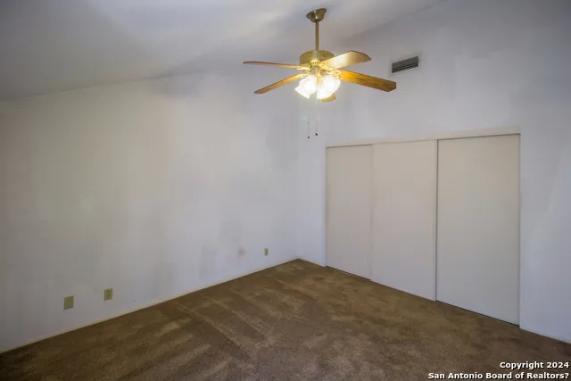 1101 PARKVIEW DR #B15 Canyon Lake, TX 78133