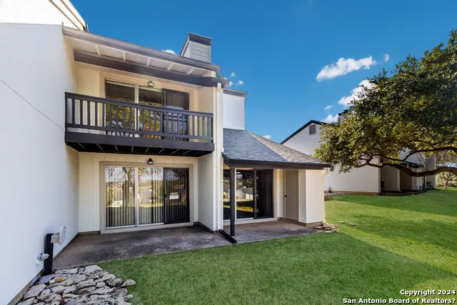 1101 PARKVIEW DR #B15 Canyon Lake, TX 78133