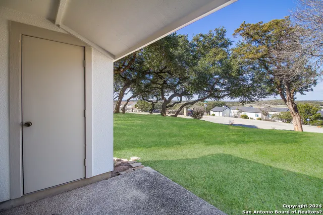1101 PARKVIEW DR #B15 Canyon Lake, TX 78133