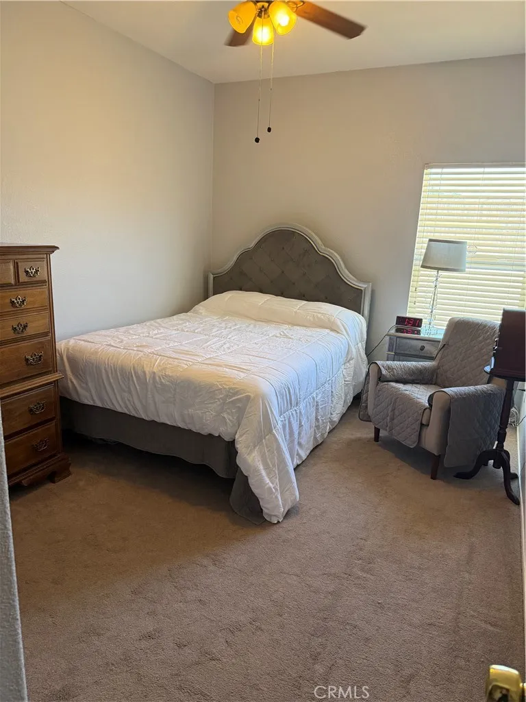 15993 CARMELIA DRIVE Victorville, CA 92394