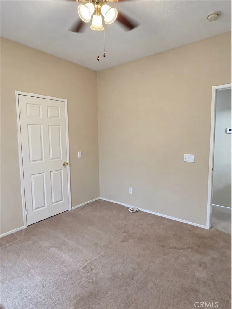 15993 CARMELIA DRIVE Victorville, CA 92394