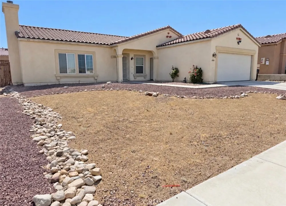 15993 CARMELIA DRIVE Victorville, CA 92394