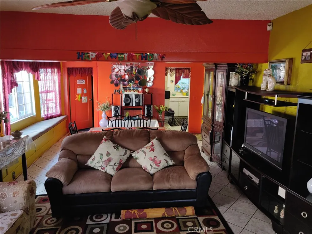 636 E 7th Street Long Beach, CA 90813