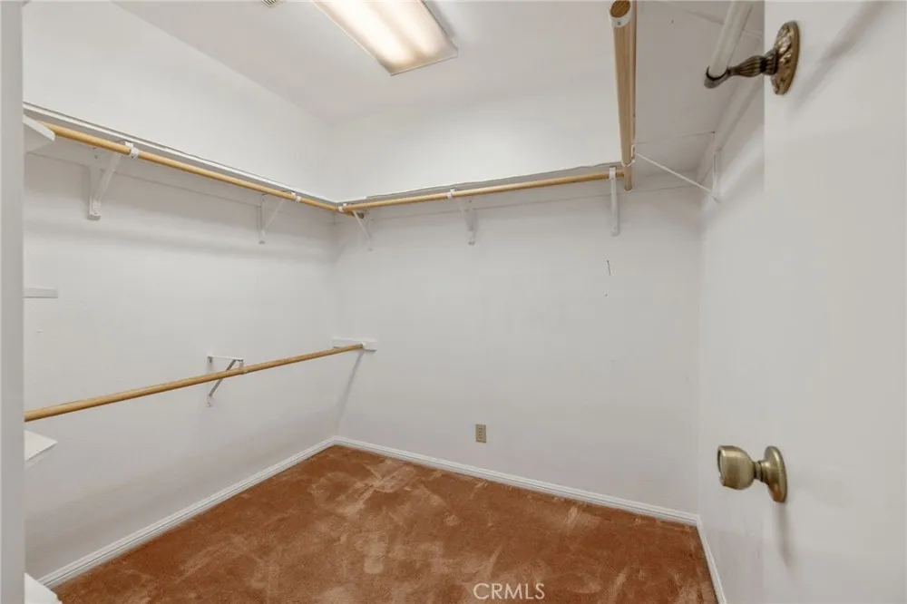 1714 Blythe Fresno, CA 93722