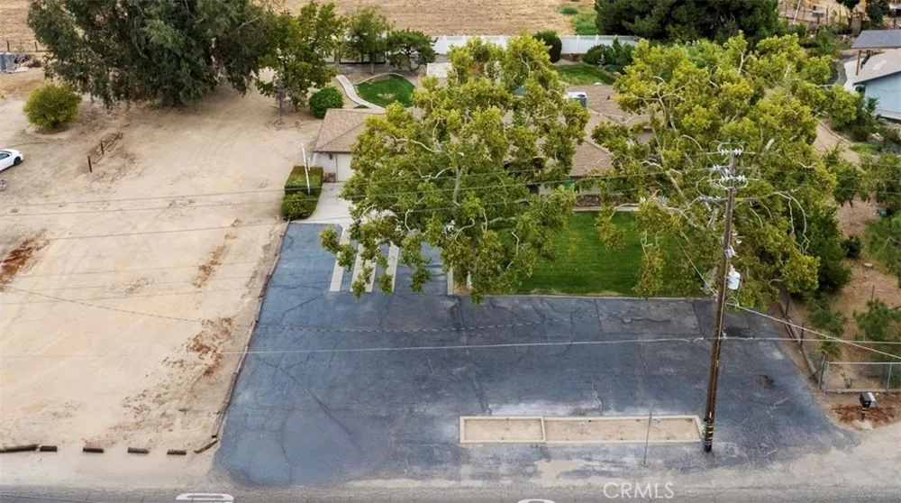 1714 Blythe Fresno, CA 93722