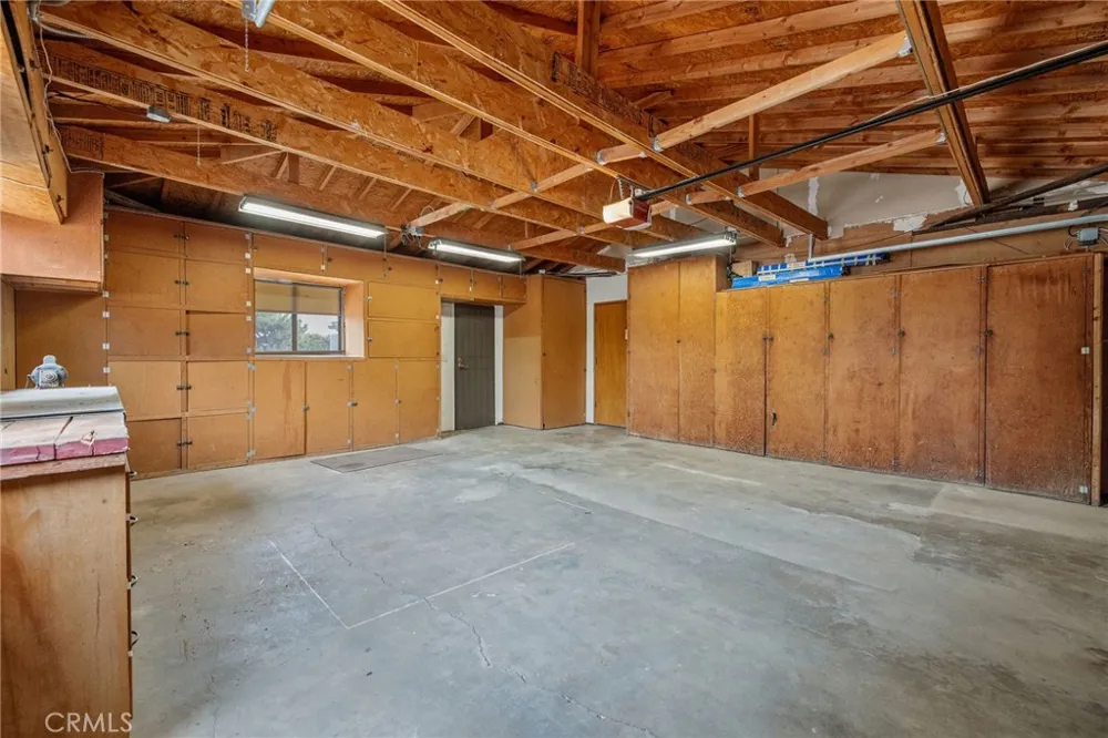 1714 Blythe Fresno, CA 93722