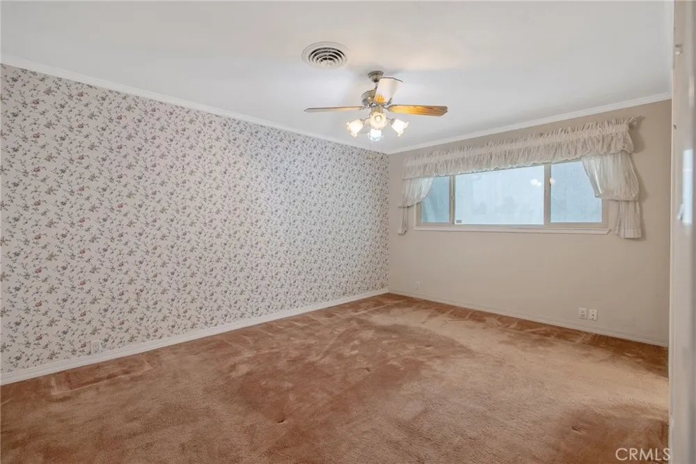 1714 Blythe Fresno, CA 93722