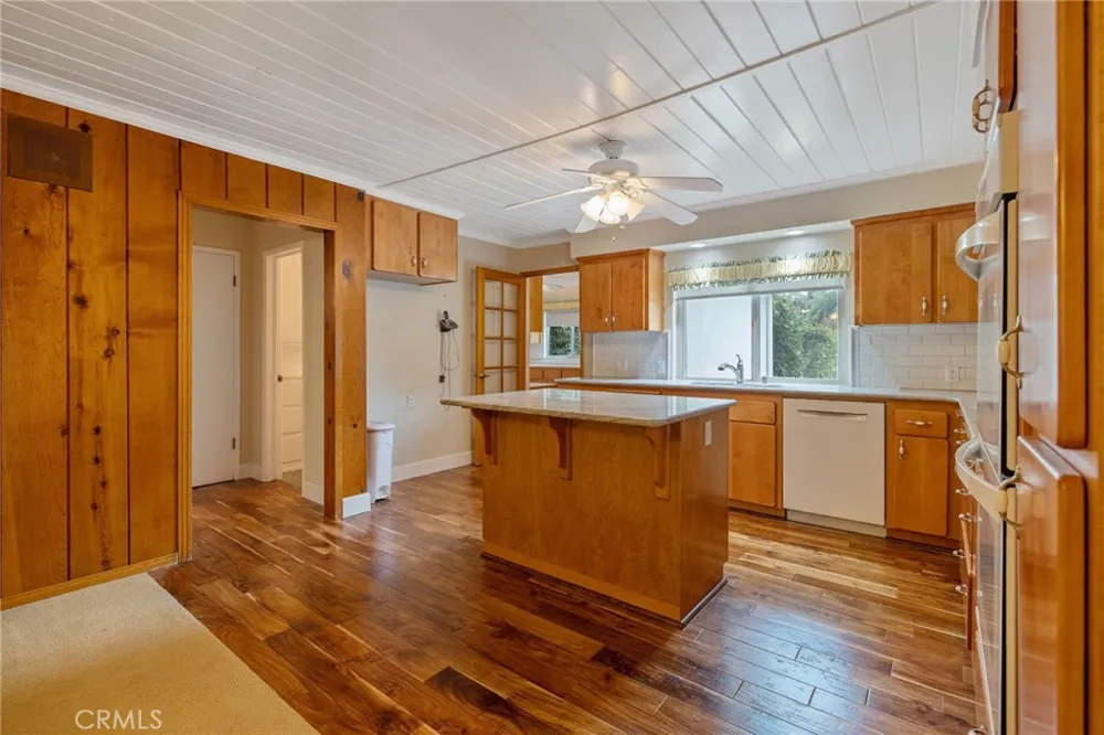 1714 Blythe Fresno, CA 93722