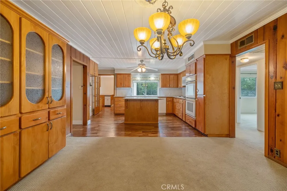 1714 Blythe Fresno, CA 93722