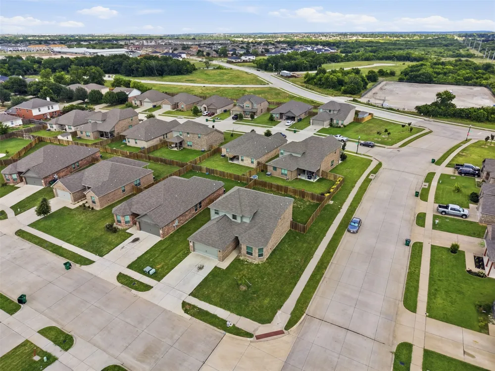 1000 Tumbleweed Trail Crowley, TX 76036