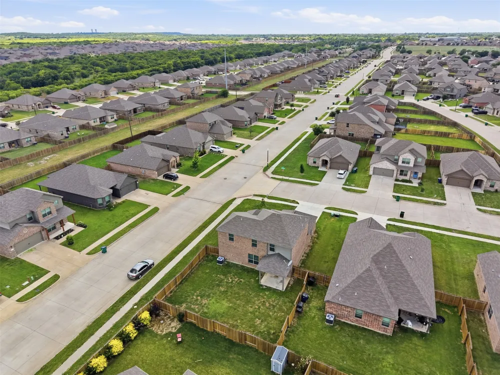 1000 Tumbleweed Trail Crowley, TX 76036