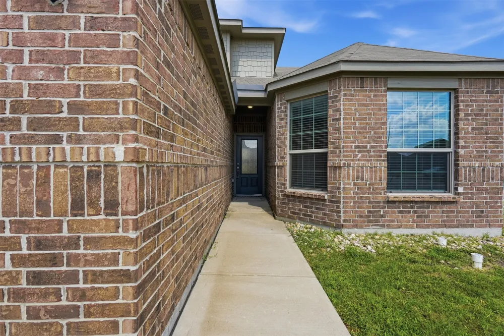 1000 Tumbleweed Trail Crowley, TX 76036