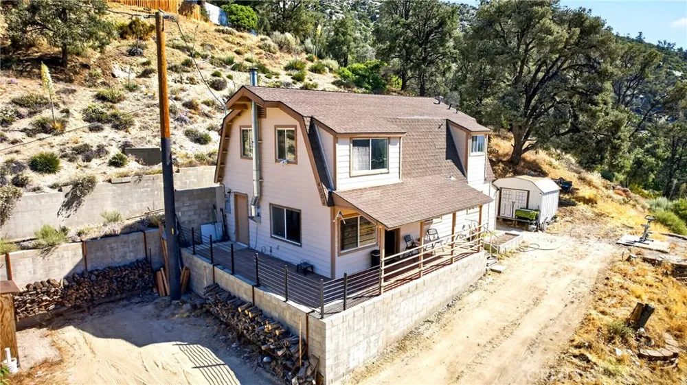 4001 Los Padres Frazier Park, CA 93225
