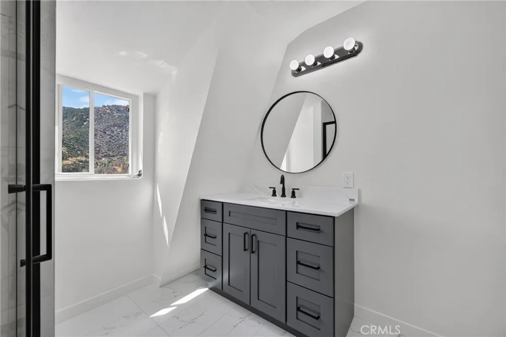 4001 Los Padres Frazier Park, CA 93225