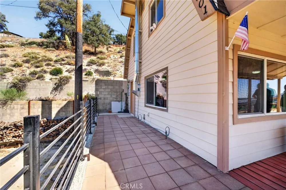 4001 Los Padres Frazier Park, CA 93225