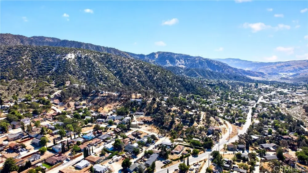 4001 Los Padres Frazier Park, CA 93225