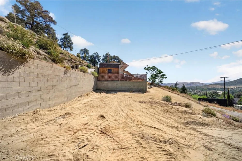 4001 Los Padres Frazier Park, CA 93225