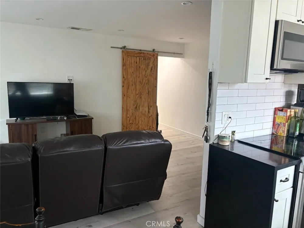 3490 Rainbow Lane Highland, CA 92346