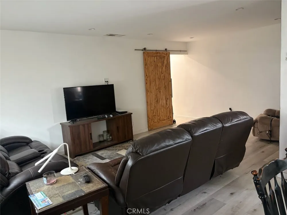 3490 Rainbow Lane Highland, CA 92346