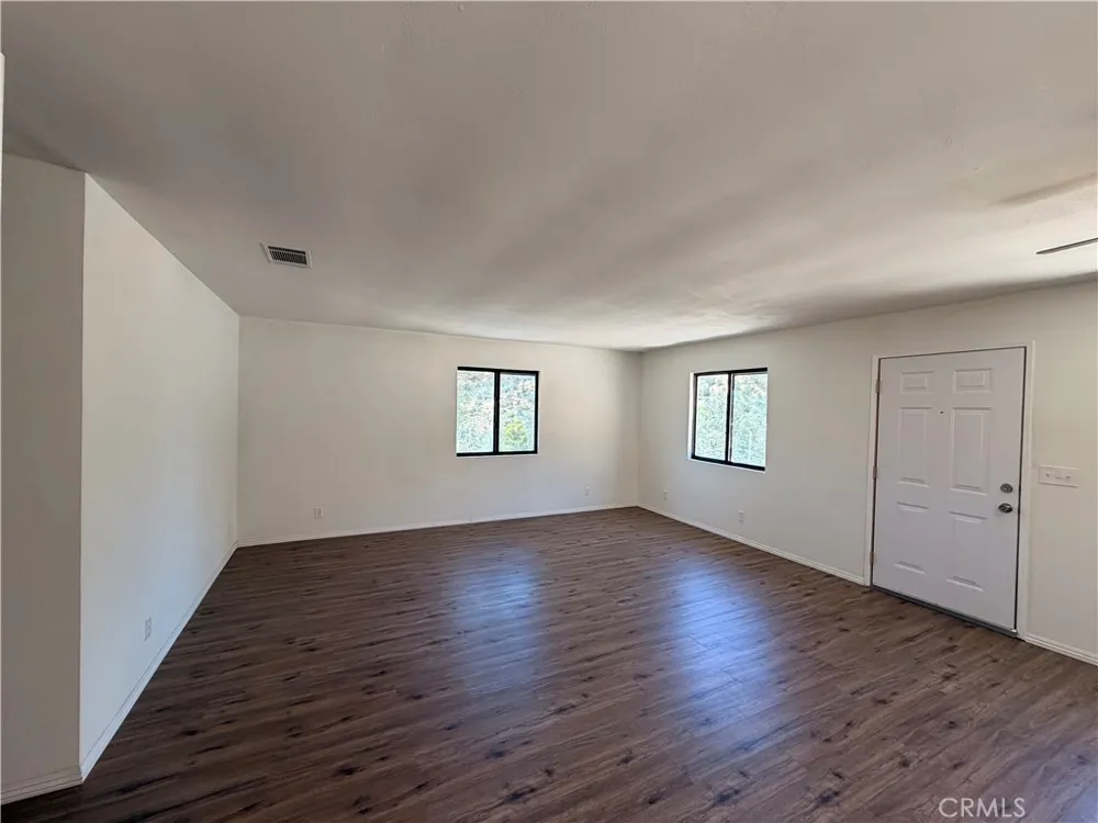 103 Mardella Wofford Heights, CA 93285