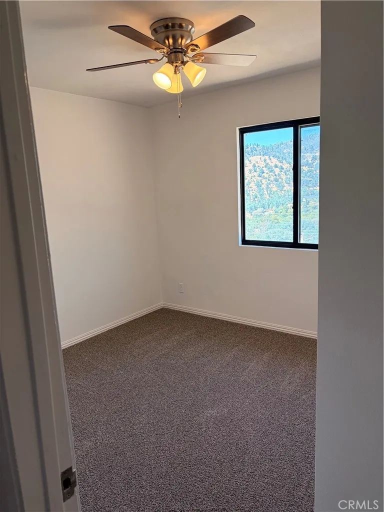 103 Mardella Wofford Heights, CA 93285