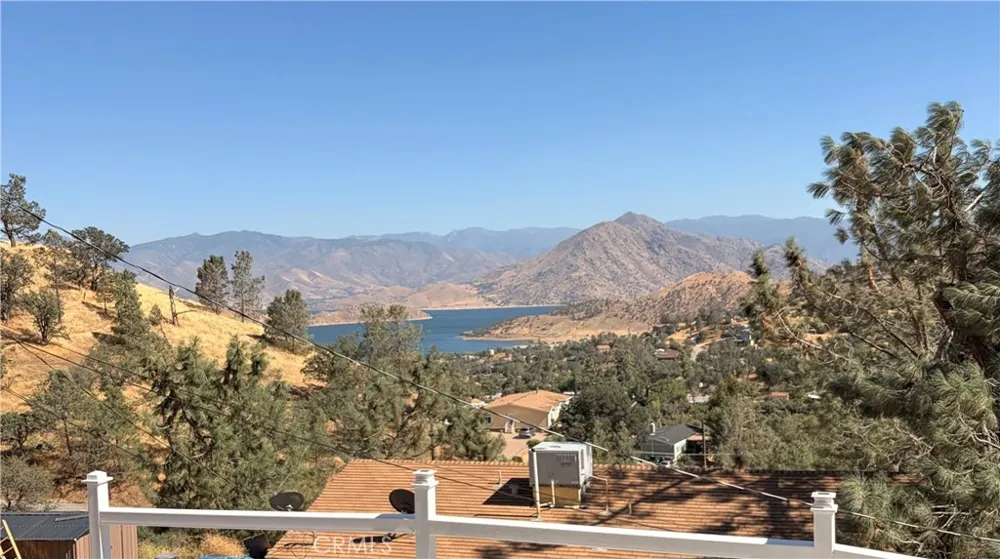 103 Mardella Wofford Heights, CA 93285