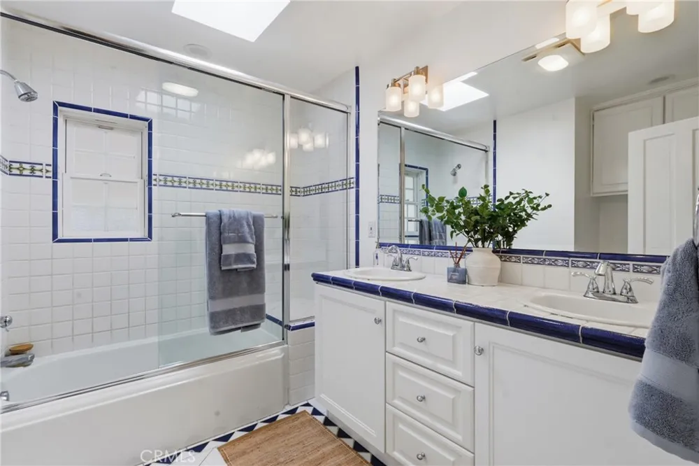 2 Hitching Post Rolling Hills Estates, CA 90274