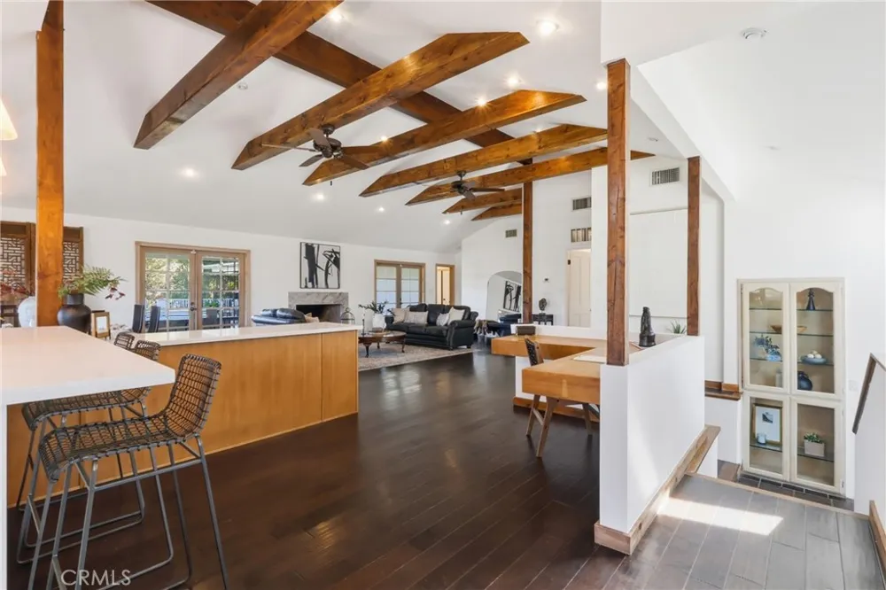 2 Hitching Post Rolling Hills Estates, CA 90274