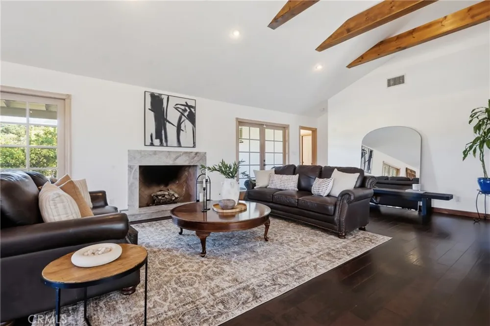 2 Hitching Post Rolling Hills Estates, CA 90274